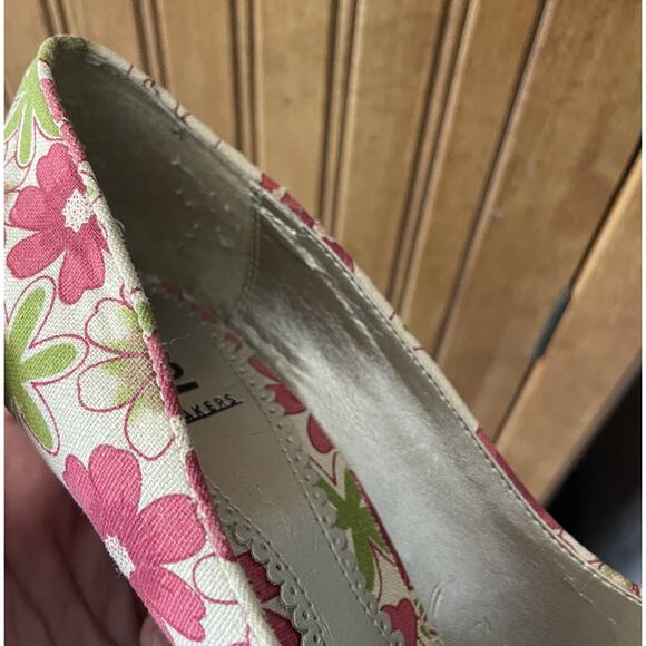 Bakers Floral Heels Womens Size 7 Multicolor Peep Toe Pink Green Shoes - Picture 5 of 6
